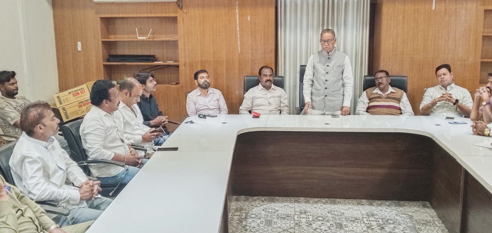 कंत्राटी पद्धत रद्द करून एक लाख सफाई कर्मचाऱ्यांची भरती करा – चरणसिंग टाक यांची मागणी...