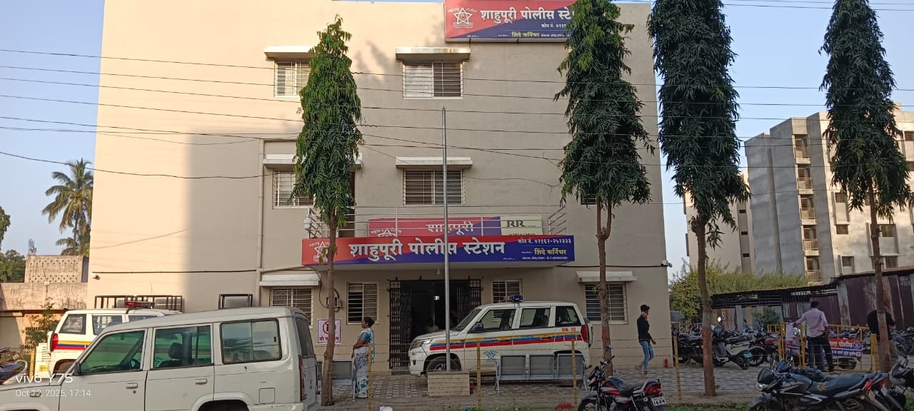 विनापरवाना मद्यप्राशन प्रकरणी चार जणांवर कारवाई 